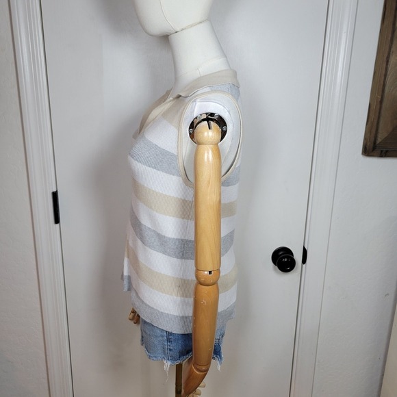 Halston V-Neck Tank Top Sleeveless Blouse Size Medium - Picture 6 of 11